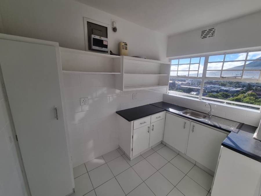 To Let 1 Bedroom Property for Rent in Tamboerskloof Western Cape